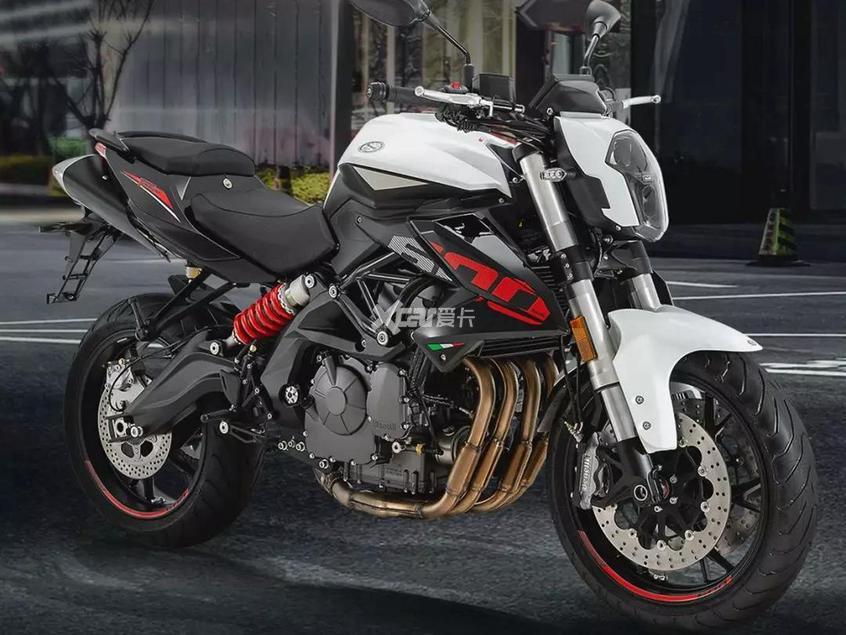 Benelli SRK600